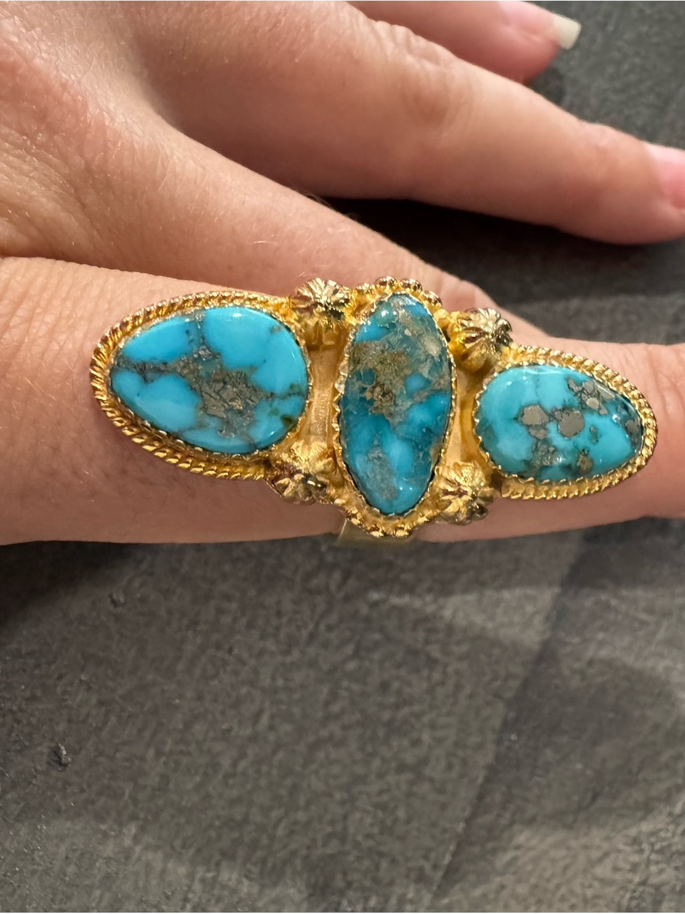 Gold plated Sterling 925 Ring with Turquoise Stones Elegant Three-Stone Design
